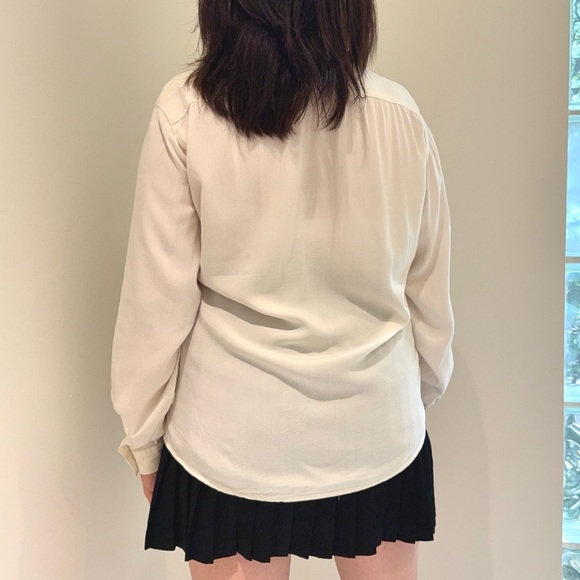 Vintage 1980s Forenza Cream, Rayon, Button-Up Blouse With Faux Pearl Detail - Picture 6 of 11